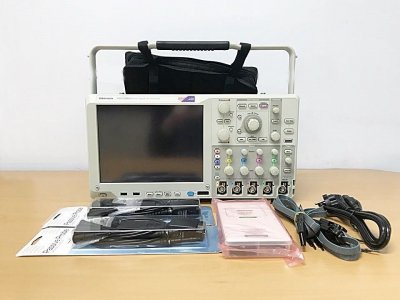 Осциллограф Tektronix MSO5204 (демонстрационный)